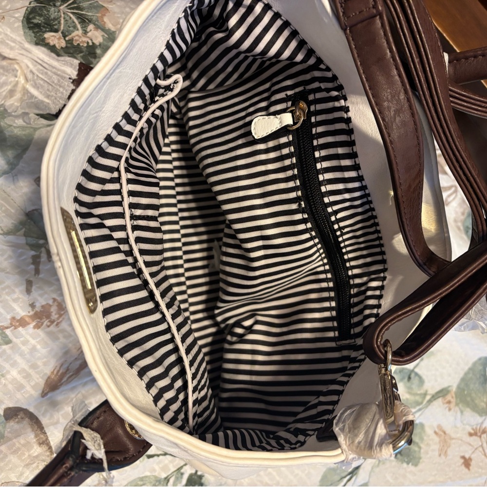 Brand New Classic White Satchel with Dark Brown Trim/ Long strap included - Picture 4 of 5